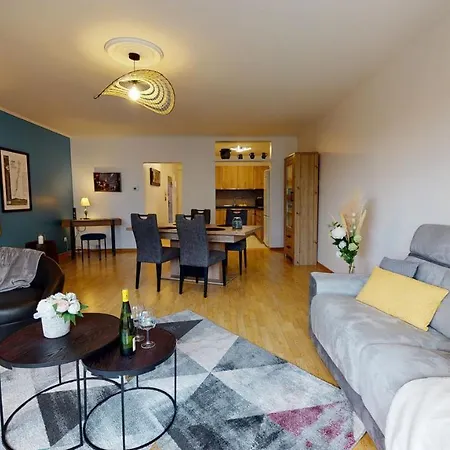 Lägenhet Le Nid Cosy + 1 Garage